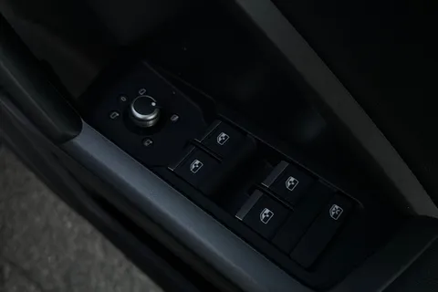 PX72XRR Audi Q3 35 TFSI S Line 5dr S Tronic Thumbnail #47