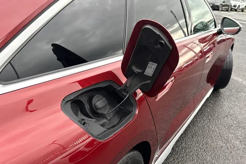 KY74FLE Audi S5 Avant Launch Edition TFSI  367 PS S tronic Thumbnail #26