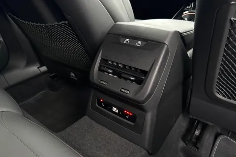 KY74FLE Audi S5 Avant Launch Edition TFSI  367 PS S tronic Thumbnail #37