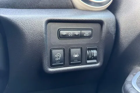 FY72RPX Nissan Micra 1.0 IG-T N-Sport Euro 6 (s/s) 5dr Thumbnail #17