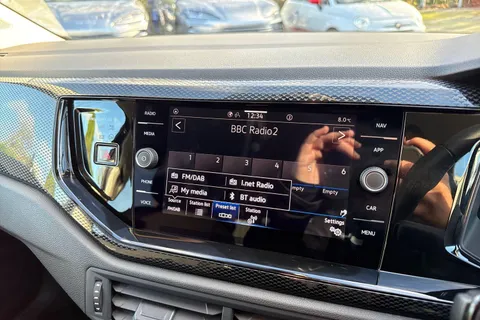 GF74XFA Volkswagen Polo 1.0 TSI Match 5dr DSG Thumbnail #32