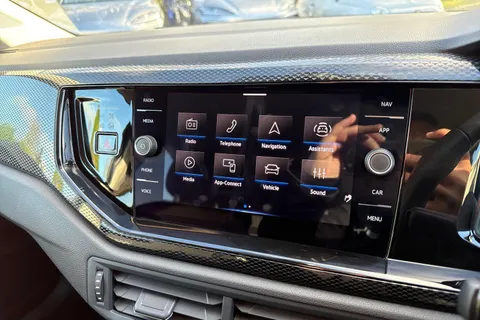 GF74XFA Volkswagen Polo 1.0 TSI Match 5dr DSG Thumbnail #35