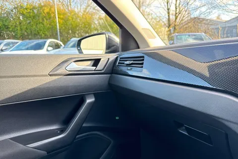 GF74XFA Volkswagen Polo 1.0 TSI Match 5dr DSG Thumbnail #37