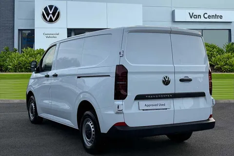 DF75FWY Volkswagen Transporter 2.0 TDI 110 Commerce Van Thumbnail #3