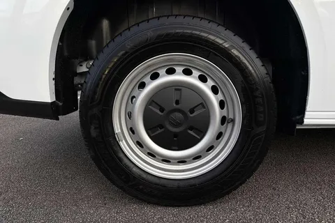 DF75FWY Volkswagen Transporter 2.0 TDI 110 Commerce Van Thumbnail #21