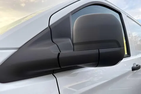 DF75FWY Volkswagen Transporter 2.0 TDI 110 Commerce Van Thumbnail #26