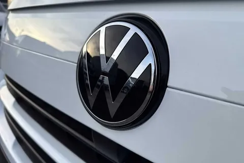 DF75FWY Volkswagen Transporter 2.0 TDI 110 Commerce Van Thumbnail #28