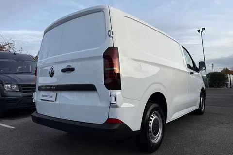 DF75FWY Volkswagen Transporter 2.0 TDI 110 Commerce Van Thumbnail #29