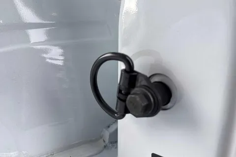 DF75FWY Volkswagen Transporter 2.0 TDI 110 Commerce Van Thumbnail #31