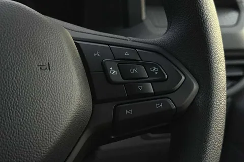 DF75FWY Volkswagen Transporter 2.0 TDI 110 Commerce Van Thumbnail #39