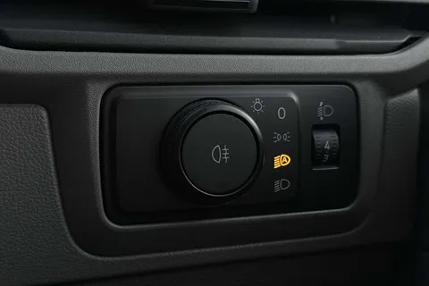 DF75FWY Volkswagen Transporter 2.0 TDI 110 Commerce Van Thumbnail #42