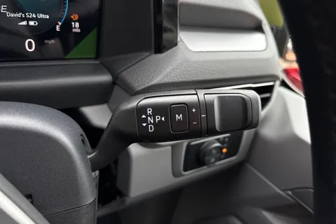 BA25LKM Volkswagen Transporter 2.0 TDI T32 Commerce Pro FWD SWB Euro 6 (s/s) 5dr Thumbnail #19