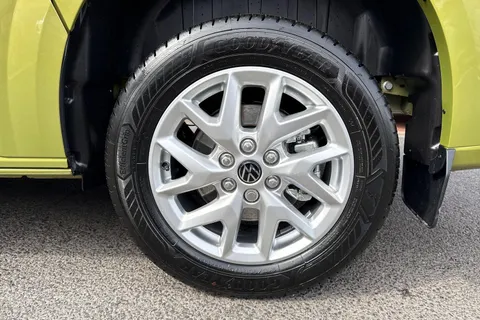 BA25LKM Volkswagen Transporter 2.0 TDI T32 Commerce Pro FWD SWB Euro 6 (s/s) 5dr Thumbnail #22