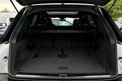  Audi SQ7 4.0 TFSI V8 Black Edition Tiptronic quattro Euro 6 (s/s) 5dr Thumbnail #7