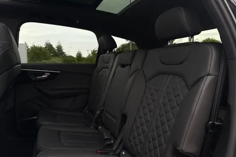  Audi SQ7 4.0 TFSI V8 Black Edition Tiptronic quattro Euro 6 (s/s) 5dr Thumbnail #19