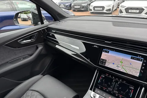  Audi SQ7 4.0 TFSI V8 Black Edition Tiptronic quattro Euro 6 (s/s) 5dr Thumbnail #20