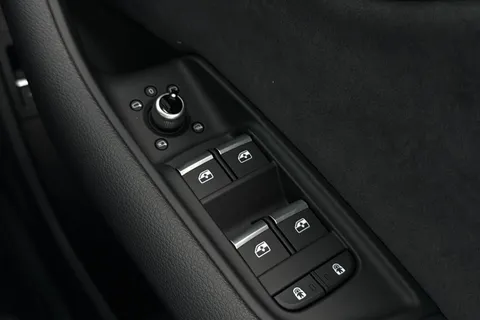  Audi SQ7 4.0 TFSI V8 Black Edition Tiptronic quattro Euro 6 (s/s) 5dr Thumbnail #42