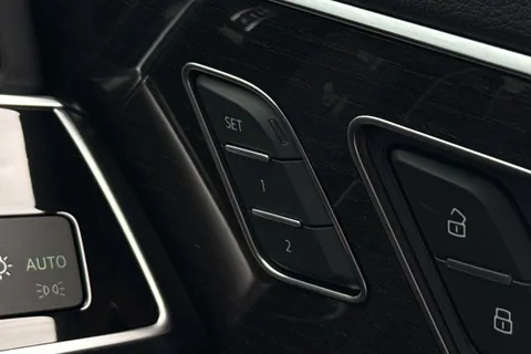  Audi SQ7 4.0 TFSI V8 Black Edition Tiptronic quattro Euro 6 (s/s) 5dr Thumbnail #46