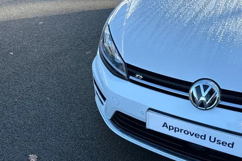 DG17AHX Volkswagen Golf Golf R 2.0 TSI 300 PS 6-speed DSG | Heated Seats | Parking Sensors Thumbnail #37