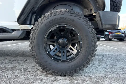 G21KJP Jeep Wrangler 2.8 CRD Overland Auto 4WD Euro 6 4dr Thumbnail #12