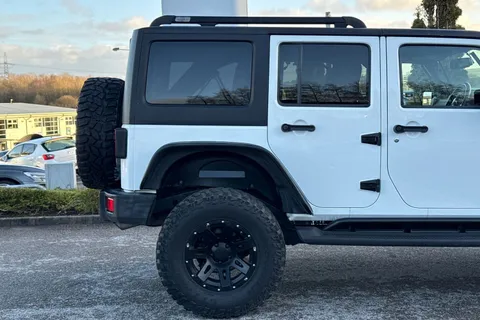 G21KJP Jeep Wrangler 2.8 CRD Overland Auto 4WD Euro 6 4dr Thumbnail #28