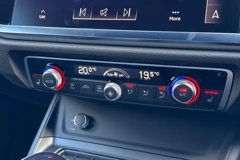 PX75KKC Audi Q3 Black Edition 35 TDI  150 PS S tronic Thumbnail #22