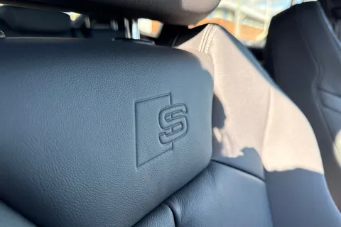 PX75KKC Audi Q3 Black Edition 35 TDI  150 PS S tronic Thumbnail #50