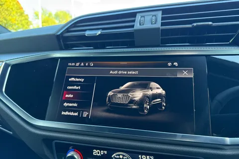 PX75KKC Audi Q3 Black Edition 35 TDI  150 PS S tronic Thumbnail #55