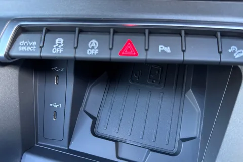 PX75KKC Audi Q3 Black Edition 35 TDI  150 PS S tronic Thumbnail #56