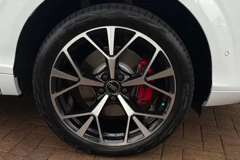  Audi Q3 2.0 TFSI Launch Edition Plus Sportback S Tronic quattro Euro 6 (s/s) 5dr Thumbnail #11