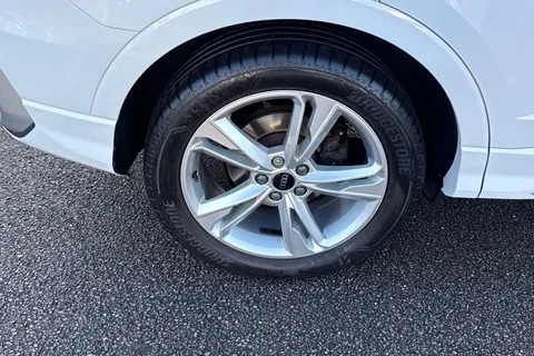 KE71SVT Audi Q3 S line 35 TFSI  150 PS S tronic Thumbnail #14