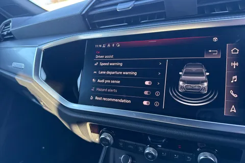 KE71SVT Audi Q3 S line 35 TFSI  150 PS S tronic Thumbnail #46