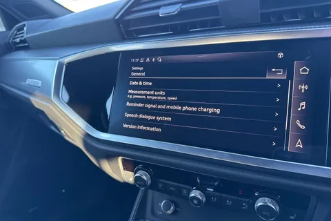 KE71SVT Audi Q3 S line 35 TFSI  150 PS S tronic Thumbnail #50