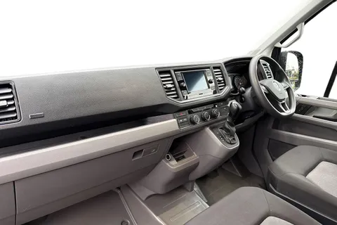 PK74EBJ Volkswagen Crafter Panel van Commerce Plus LWB 140 PS 2.0 TDI 8sp Automatic FWD Thumbnail #15