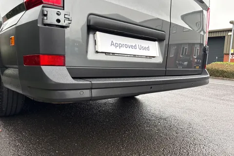 PK74EBJ Volkswagen Crafter Panel van Commerce Plus LWB 140 PS 2.0 TDI 8sp Automatic FWD Thumbnail #26