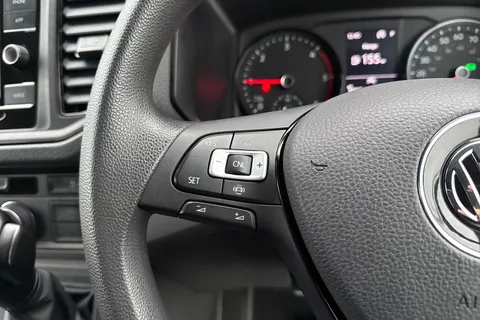 PK74EBJ Volkswagen Crafter Panel van Commerce Plus LWB 140 PS 2.0 TDI 8sp Automatic FWD Thumbnail #34