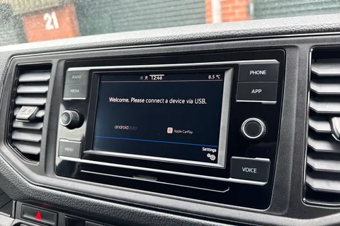 PK74EBJ Volkswagen Crafter Panel van Commerce Plus LWB 140 PS 2.0 TDI 8sp Automatic FWD Thumbnail #39