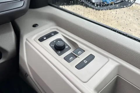 PN75MYP Volkswagen California Coast 150 PS 2.0 TDI 7-Speed DSG Thumbnail #20