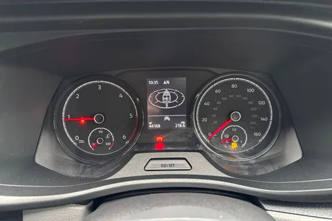 RA70BWD Volkswagen Transporter T32 Panel van Highline SWB 150 PS 2.0 TDI 6sp Manual Thumbnail #24