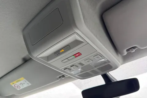 RA70BWD Volkswagen Transporter T32 Panel van Highline SWB 150 PS 2.0 TDI 6sp Manual Thumbnail #32