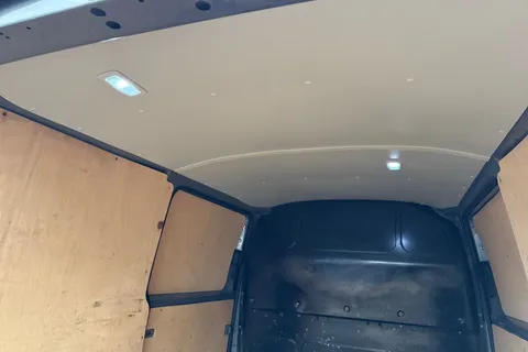 RA70BWD Volkswagen Transporter T32 Panel van Highline SWB 150 PS 2.0 TDI 6sp Manual Thumbnail #38