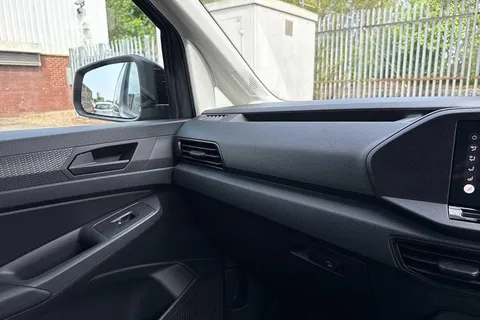 BL75UPJ Volkswagen Caddy Maxi 2.0TDI 122PS C20 Cargo Commerce Pro-Tech Pack Pro DSG Auto Thumbnail #14