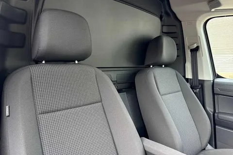 BL75UPJ Volkswagen Caddy Maxi 2.0TDI 122PS C20 Cargo Commerce Pro-Tech Pack Pro DSG Auto Thumbnail #20