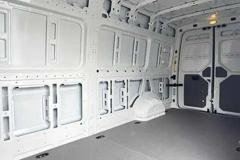 BL75UWS Volkswagen Crafter Cr35 Commerce + T 2.0TDI 140PS EU6 CR35 LWB Commerce Plus FWD 2025 Model-Delivery Mileage Onl Thumbnail #26