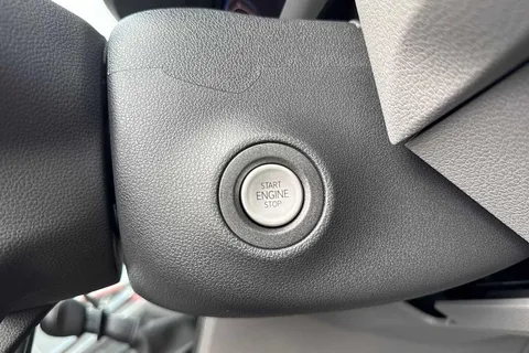 BL75UWS Volkswagen Crafter Cr35 Commerce + T 2.0TDI 140PS EU6 CR35 LWB Commerce Plus FWD 2025 Model-Delivery Mileage Onl Thumbnail #40