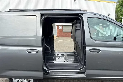 BL75UPJ Volkswagen Caddy Maxi 2.0TDI 122PS C20 Cargo Commerce Pro-Tech Pack Pro DSG Auto Thumbnail #49