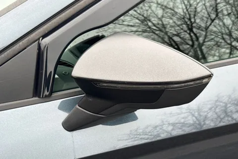 YL69SOH SEAT Leon 1.5 TSI EVO FR Black Edition Euro 6 (s/s) 5dr Thumbnail #29