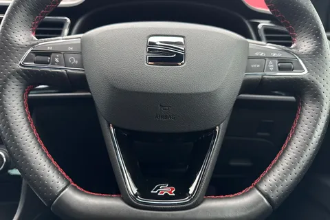 YL69SOH SEAT Leon 1.5 TSI EVO FR Black Edition Euro 6 (s/s) 5dr Thumbnail #35