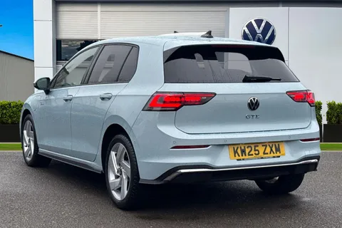 KW25ZXM Volkswagen Golf 1.5 TSI 272 GTE eHybrid 5dr DSG ⭐Head up, panoramic sunroof⭐ Thumbnail #3