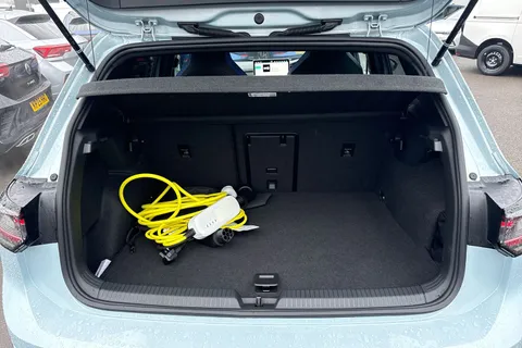 KW25ZXM Volkswagen Golf 1.5 TSI 272 GTE eHybrid 5dr DSG ⭐Head up, panoramic sunroof⭐ Thumbnail #7
